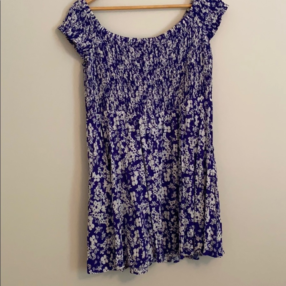 Off the shoulder purple floral express dress - Picture 3 of 3